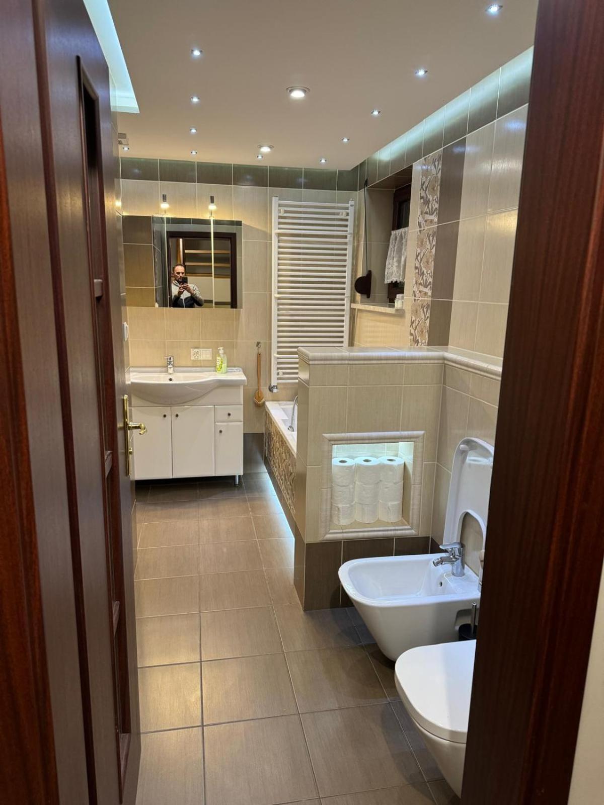 Duzy I Elegancki Dom W Jeziornej Villa Jodlow  Dış mekan fotoğraf